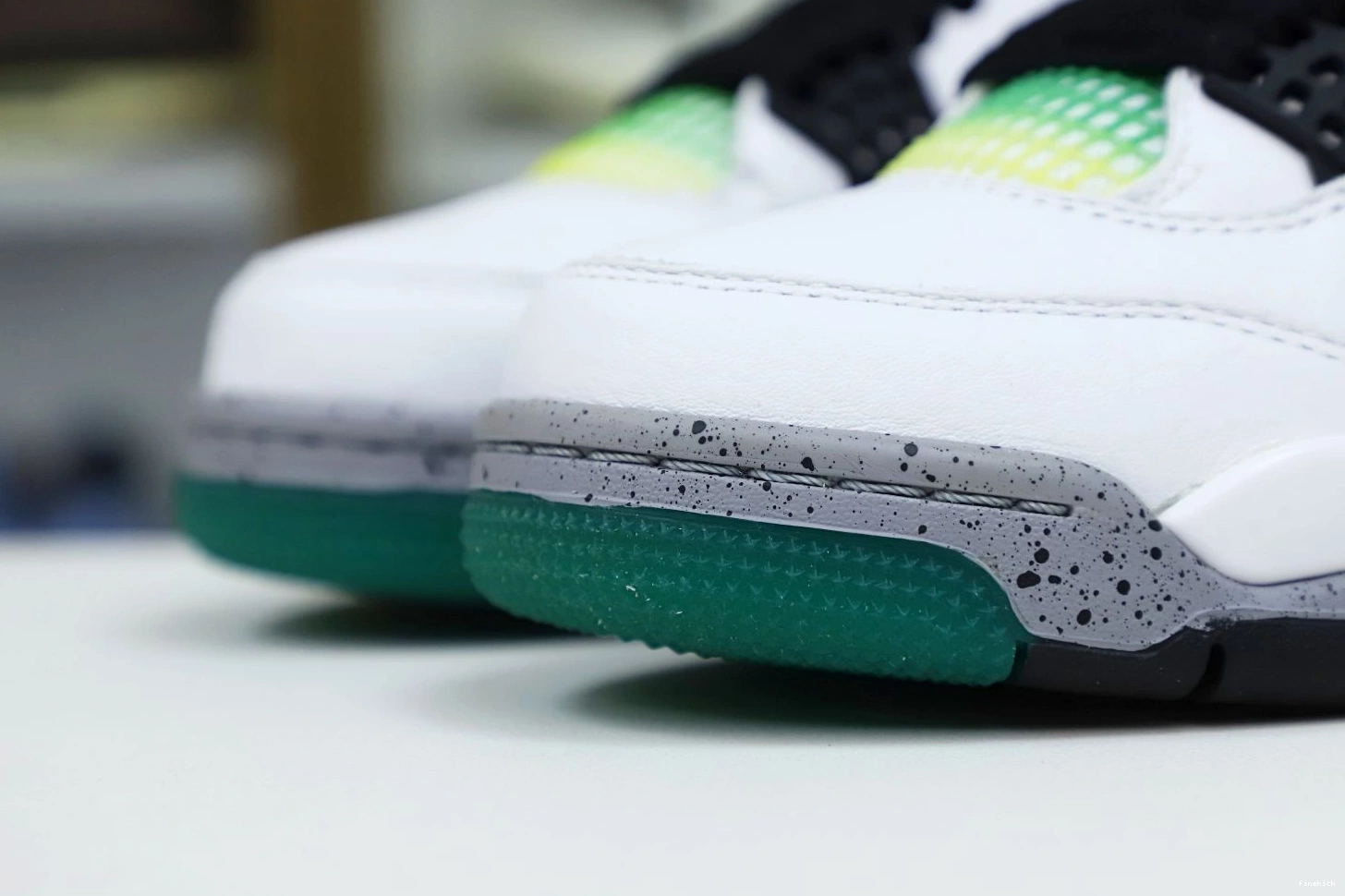 4 'RAST AIR JORDAN RETRO WMNS 0812